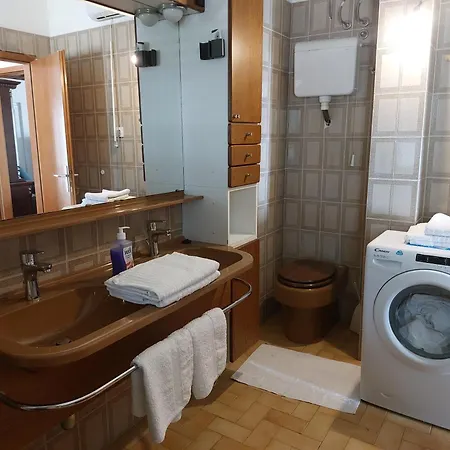 Bratus Apartman Promajna