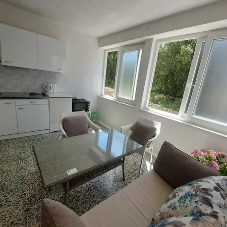 Apartman Bratus Promajna