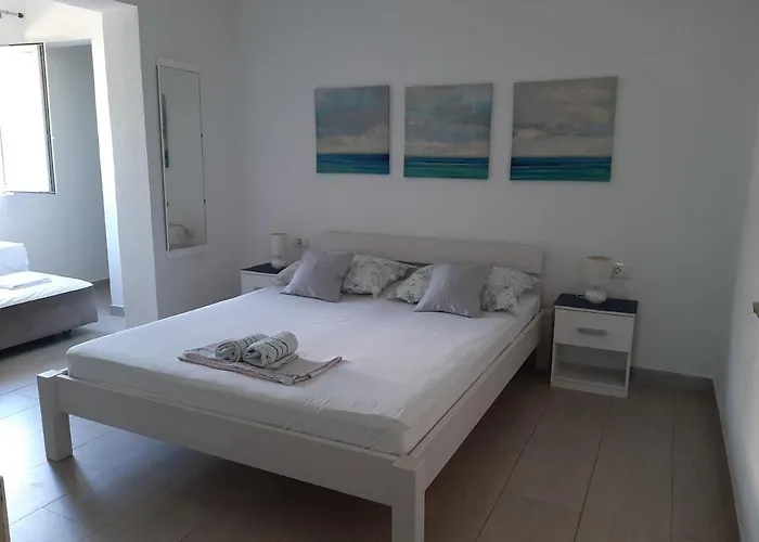 Apartman Bratus