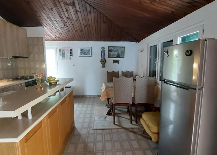 Apartman Bratus