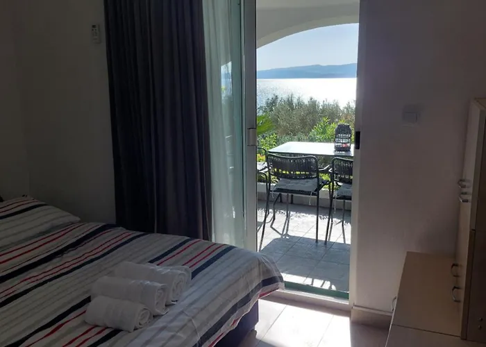 Apartman Bratus