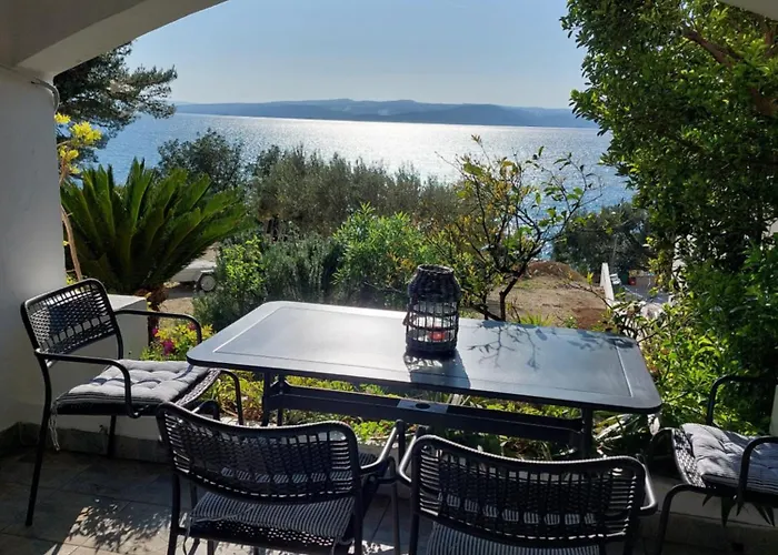 Bratus Apartman Promajna