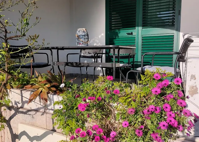 Bratus Apartman